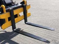 Pallet Fork frames JCB Vorkenbord met vorken JCB Q-Fit