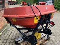 Fertilizer spreader Trioliet TST Kunstmeststrooier mestverwerking