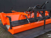 Sweeper Hofstede Veegmachine Trekker / tractor model Borstels 70cm veeg veger borstel machine