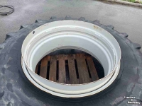 Wheels, Tyres, Rims & Dual spacers Michelin 18.4R38