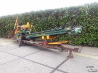 Potato pick-up loader Jansen en Heuning Opschepmachine 60/3