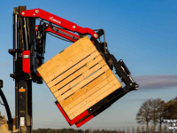 Bulk box tipper Vegniek RM350 vooroverkantelaar