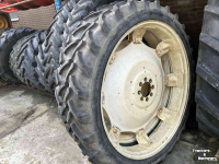 Wheels, Tyres, Rims & Dual spacers Renault 9.5x48 voor Renault RS/TX