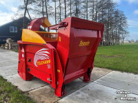 Straw spreader for boxes Teagle Tomahawk 6200H