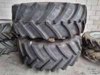 Wheels, Tyres, Rims & Dual spacers BKT 710/70R42 & 600/65R30