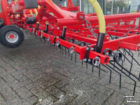Granulate spreader Delimbe Zaaimachine - granulaatstrooiers - opbouw zaaimachines