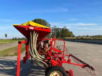 Seed drill Lely Polymat Pneumatische zaaimachine