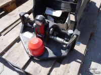 Other tractors and accessories Deutz-Fahr etage trekhaken k80 slede Agrotron