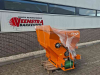 Sawdust spreader for boxes Flingk KSS 1015