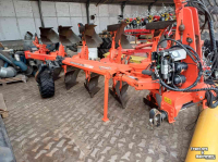 Ploughs Kuhn varimaster 153