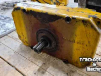 Diverse used spare-parts Herder Tandwielkast