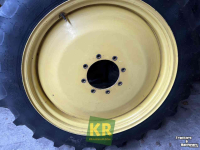 Wheels, Tyres, Rims & Dual spacers Alliance 270/95R36 A-350 8-gaats velg