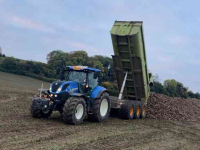 Earth- / Sand-dumper New Holland T7.190