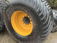 Wheels, Tyres, Rims & Dual spacers BKT 850/50-30.5