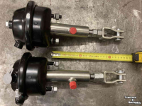 Diverse new spare-parts  Combi booster luchtrem/hydraulische rem. Combi remcilinder. VGM/Beco/Veenhuis/Joskin/Zocon/Jako/Vaia