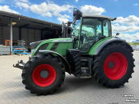 Tractor Fendt 718 Vario SCR tractor