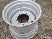 Wheels, Tyres, Rims & Dual spacers Massey Ferguson Velgen 28X20 Inch