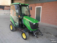 Horticultural Tractors John Deere 1026R Fronhef PTO hydrostaat