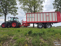 Self-loading wagon Pottinger Jumbo 7200 Combiline