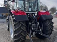 Tractor Massey Ferguson 5S.135