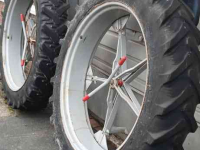 Wheels, Tyres, Rims & Dual spacers Molcon 12.4R46