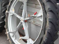 Wheels, Tyres, Rims & Dual spacers Molcon 12.4R46