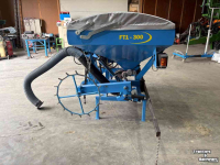Seed drill Pneusej  FT1 zaaitank 1100 liter hydr