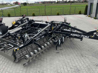 Seedbed combination Agro-Tom Compactor UPH premium