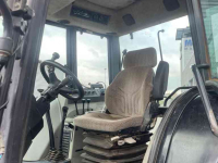 Tractor Valtra T120 tractor