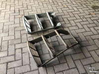 Used parts for tractors Deutz-Fahr Opstap