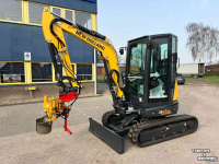 Excavator tracks New Holland E35D graafmachine rupskraan