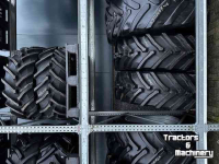 Wheels, Tyres, Rims & Dual spacers Trelleborg 540/65x34 & 440/65x24 op velgen