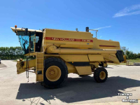 Combine New Holland TX 36 Combine