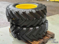 Wheels, Tyres, Rims & Dual spacers BKT TREKKERBANDEN SET T.B.V. JD COMPACTTREKKER