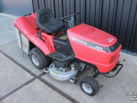 Ride-on mower Honda HF2213S zitmaaier maaitrekker gazonmaaier