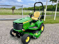 Ride-on mower John Deere X940 Zitmaaier