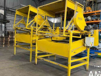 Bulk box tipper Tong Kisten-kantelaar met afvoerband / uitvoerband 2500X2000 mm
