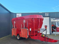 Vertical feed mixer JF Stoll Voermengwagen