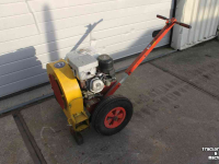 Leaf blower KWH Whirlwind 750 bladblazer geduwd Honda motor