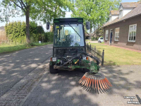 Tool carrier Roberine Werktuigendrager met onkruidborstel