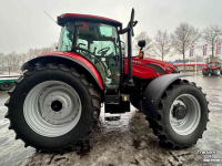 Tractor Case-IH Farmall 100C