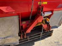 Fertilizer spreader Kuhn Rauch axera m/w 1101