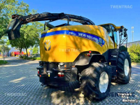 Forage-harvester New Holland FR 700