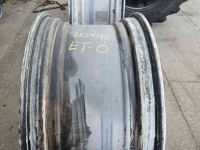 Wheels, Tyres, Rims & Dual spacers  Velg 20x42 New Holland Ford
