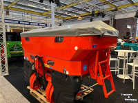Fertilizer spreader Rauch Opzetrand, afdekzeil en trap