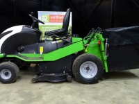 Ride-on mower Etesia Hydro 100