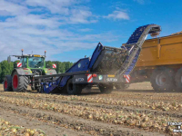 Onion harvester SU-Tech Uienlader