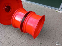 Wheels, Tyres, Rims & Dual spacers Fendt velgenset passend voor fendt 200, 12x38 en 11x24