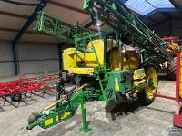 Fieldsprayer pull-type John Deere M732i Veldspuit / Spuit
