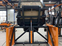 Other conveying equipment and accessories VHM MonoTipr - VHM Machinery kistenkantelaar